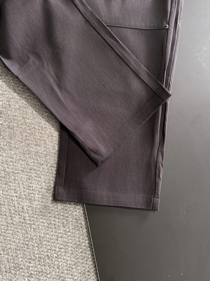GUCCI's new elastic casual pant