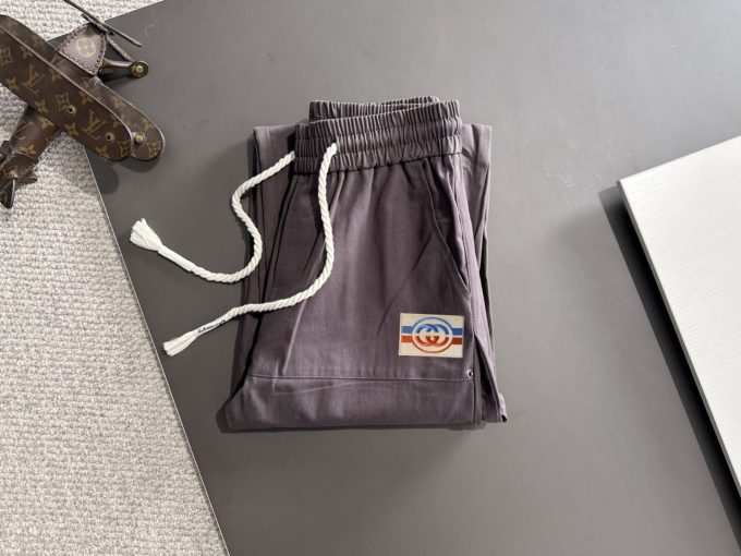 GUCCI's new elastic casual pant