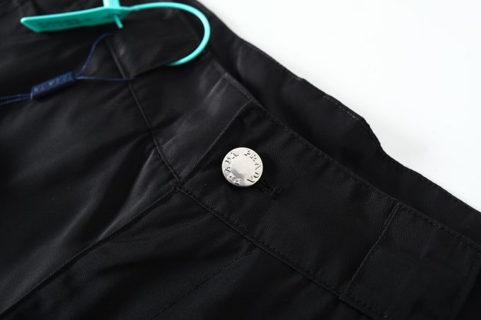 Prada 24SS triangular label workwear pocket functional shorts