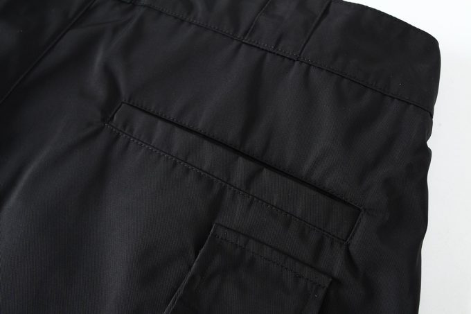 Prada 24SS triangular label workwear pocket functional shorts