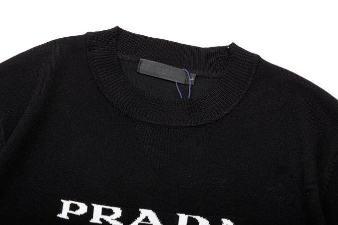 Prada letter yarn-dyed triangular label knitted round neck