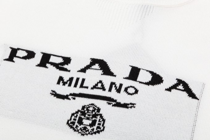 Prada letter yarn-dyed triangular label knitted round neck