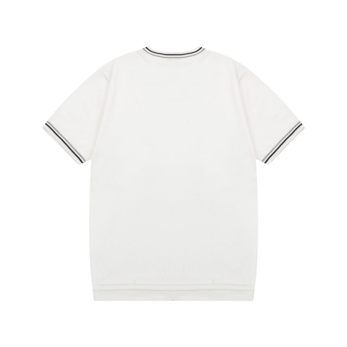 Prada small letter yarn-dyed triangular label knitted round neck