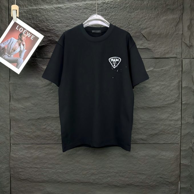 Prada's new ink-wash hand-painted letter couple short-sleeved T-shirt
