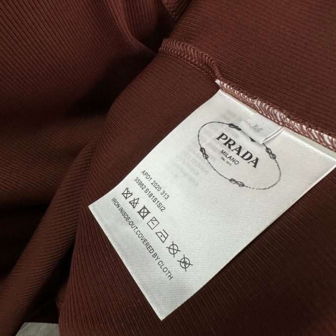 Prada 2025 New metal triangle badge women's vest