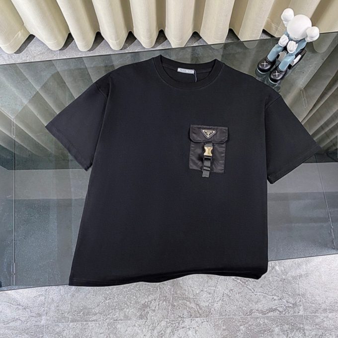 Prada pocket functional casual round-neck short-sleeved T-shirt