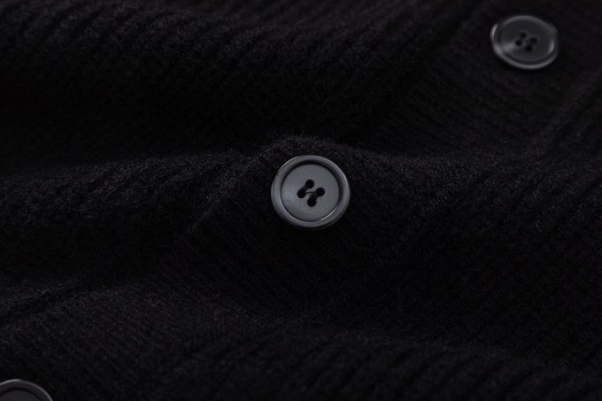 Prada's new 23fw autumn and winter woolen knitted cardigan