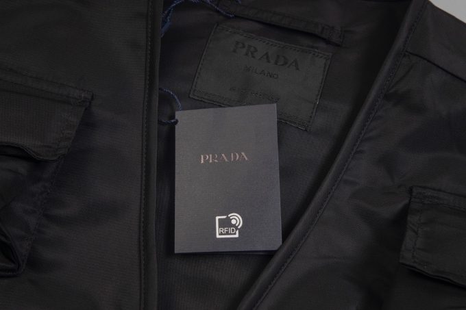 Early autumn workwear nylon waistcoat