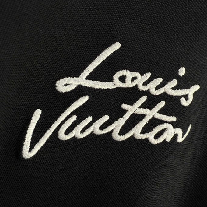 Louis 2025 Spring/Summer New short-sleeved collection