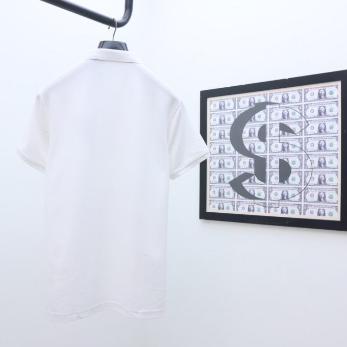 The latest version of Balenciaga's lapel polo short-sleeved shirt