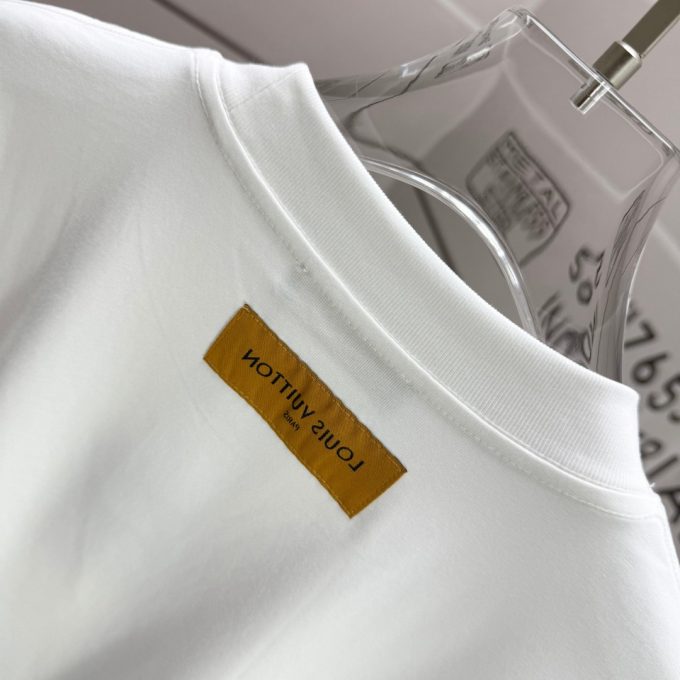 Louis 2025 Spring/Summer New short-sleeved collection