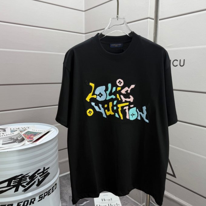 Louis 2025 Spring/Summer New short-sleeved collection