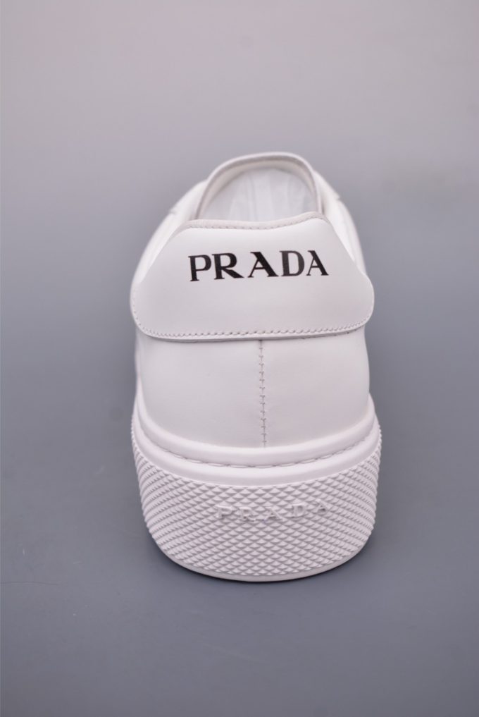 Prada counters are available simultaneously