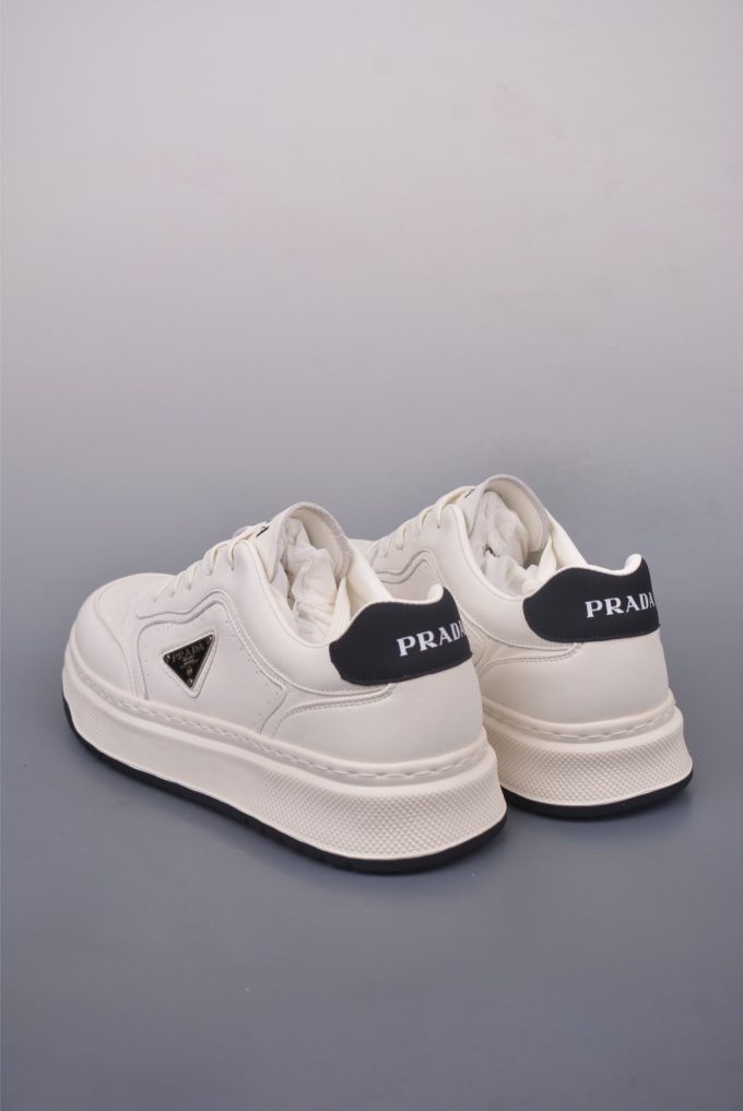 Prada counters are available simultaneously