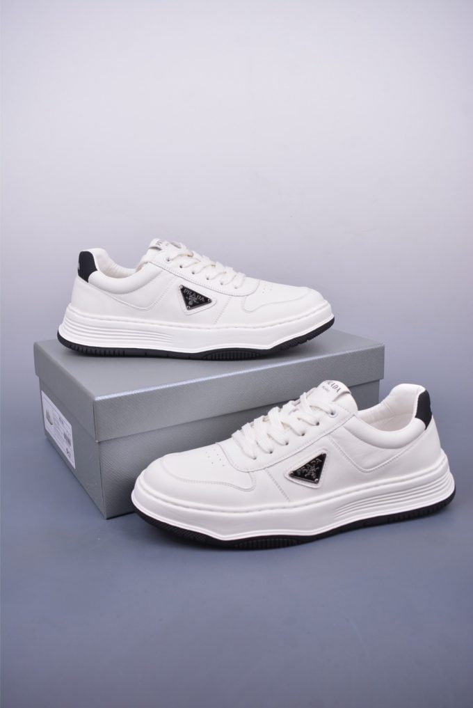 PRADA counters are available simultaneously