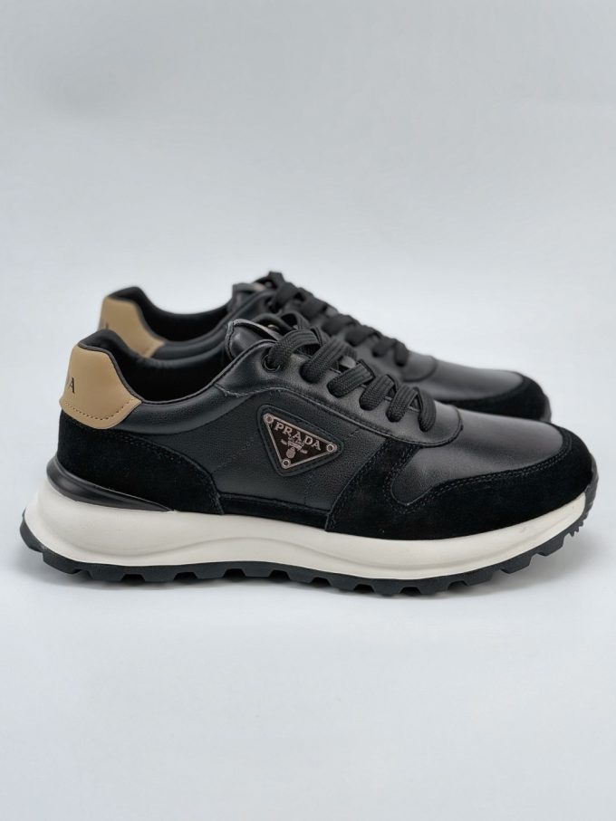 New high-end luxury brand: Prada Cloudbust Thunder Low Sneakers