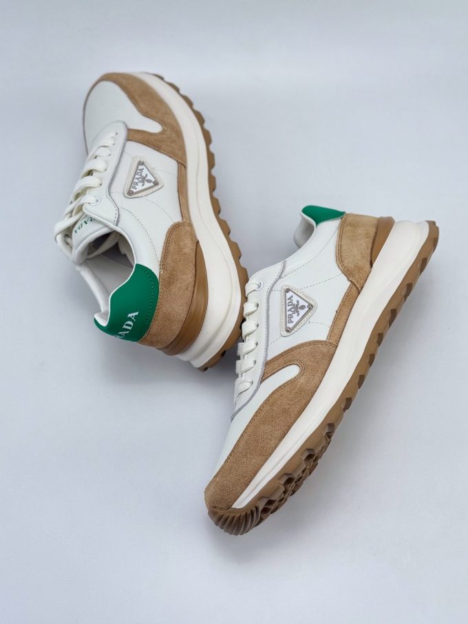 New high-end luxury brand: Prada Cloudbust Thunder Low Sneakers