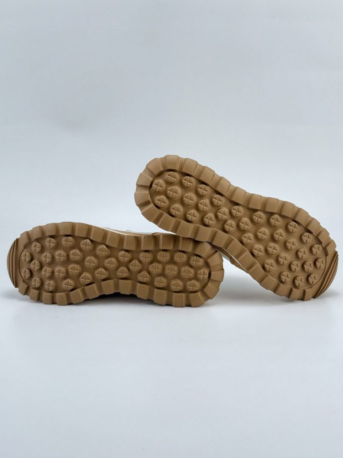 New high-end luxury brand: Prada Cloudbust Thunder Low Sneakers