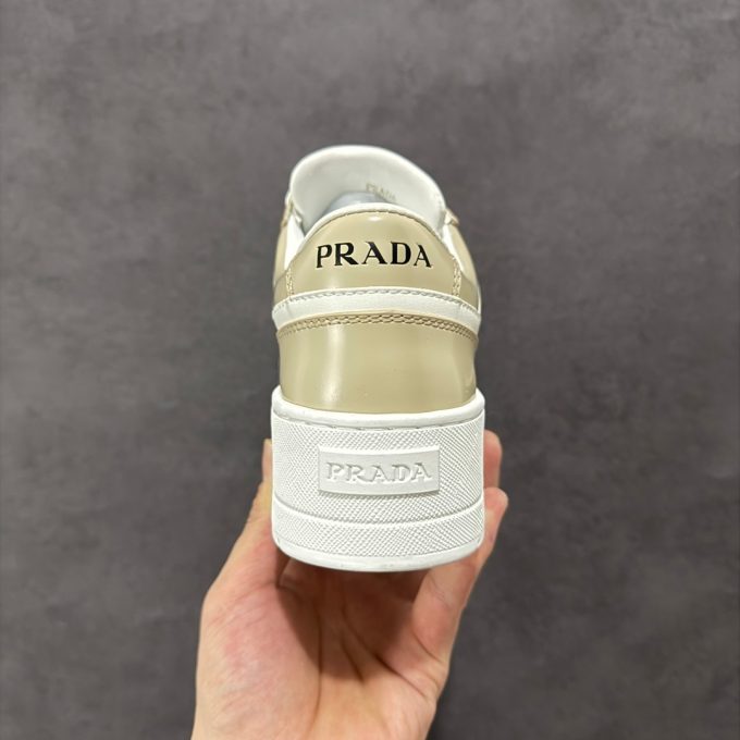 Youdaoplaceholder0 prada spring/summer collection