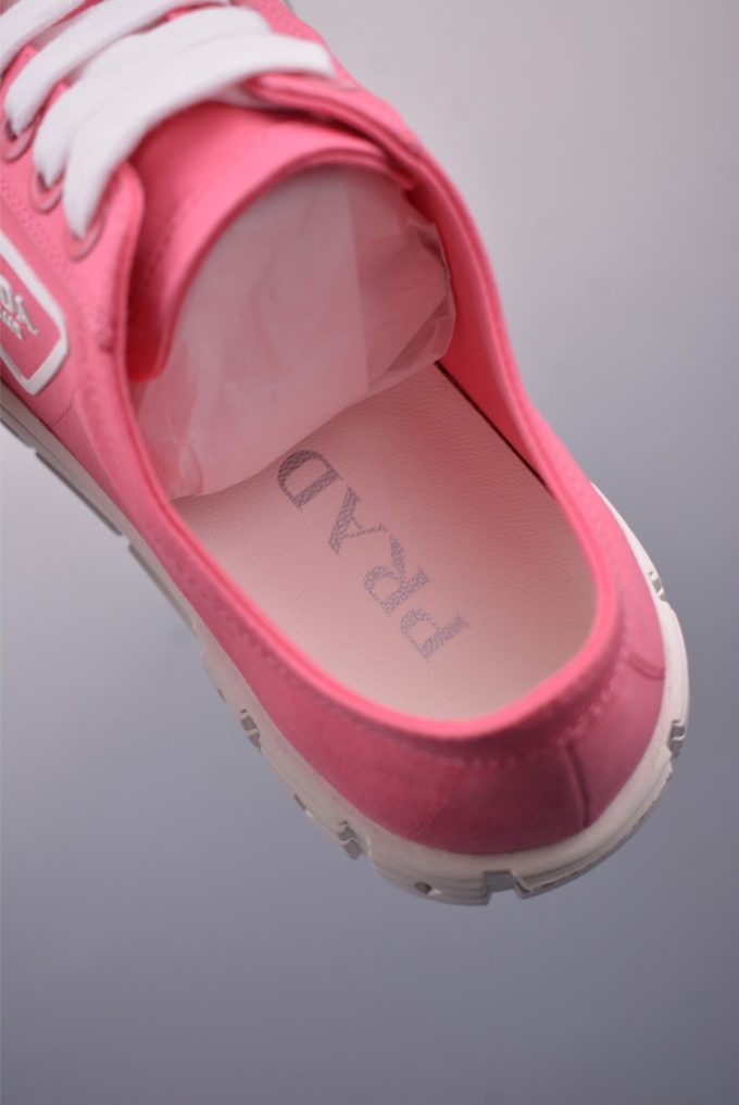 PRADA's 2025 new collection