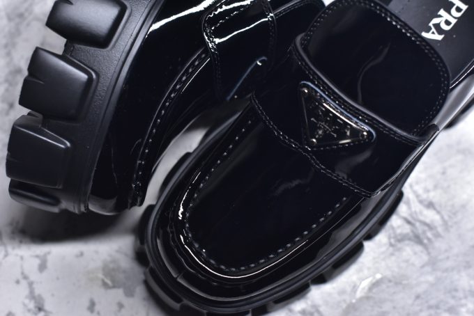 Prada Monolith Simple and casual glossy flat Loafers for women