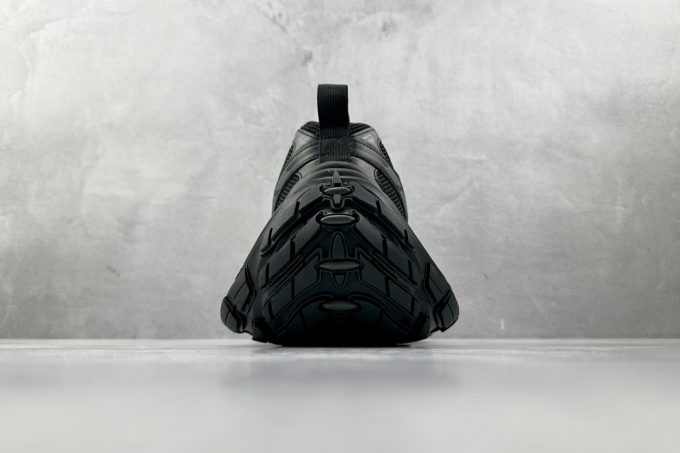 Balenciaga 10XL black