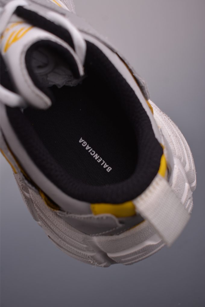 Balenciaga 16th generation