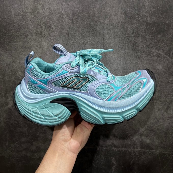 BALENCIAGA 6XL Sneakers