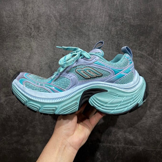 BALENCIAGA 6XL Sneakers
