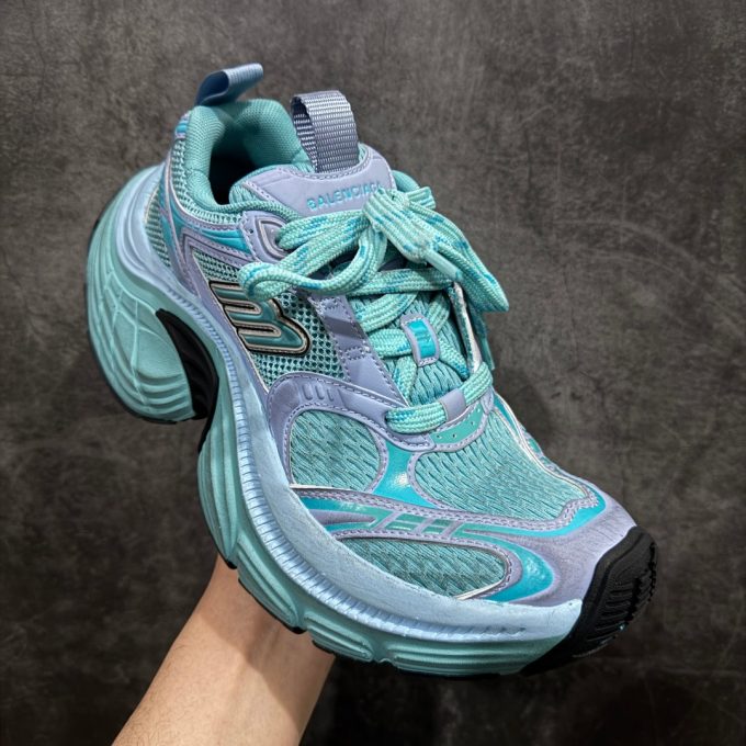 BALENCIAGA 6XL Sneakers