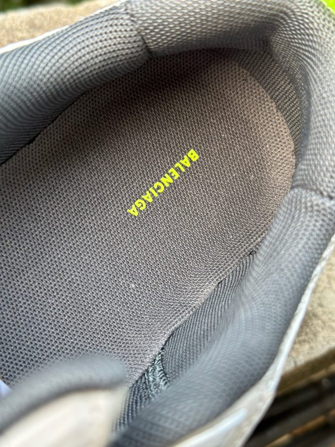 Balenciaga 10XL