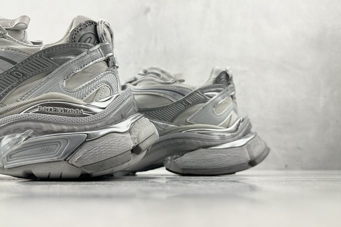 Balenciaga Paris Sportif Runner 2.0 - Gray and Silver