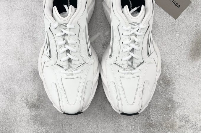 BalenciagaMonday 白色