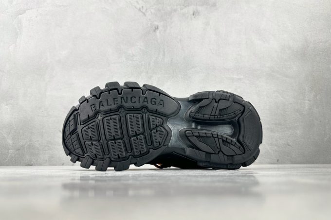 Balenciaga Track Trail in black