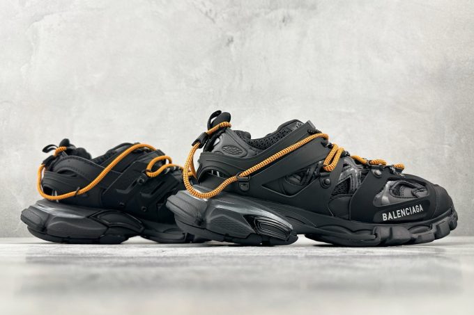 Balenciaga Track Trail in black