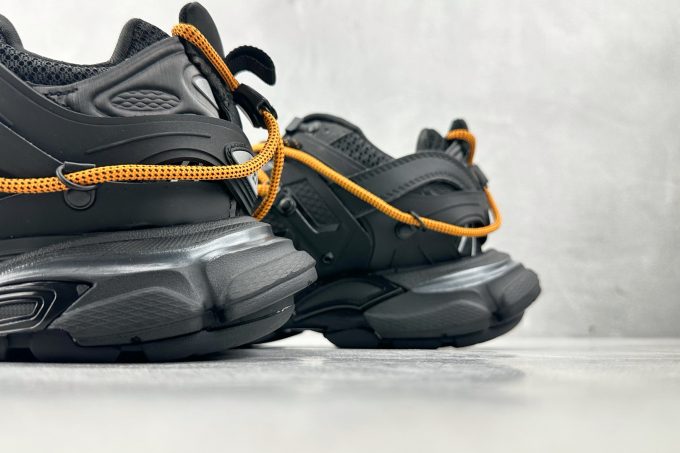 Balenciaga Track Trail in black