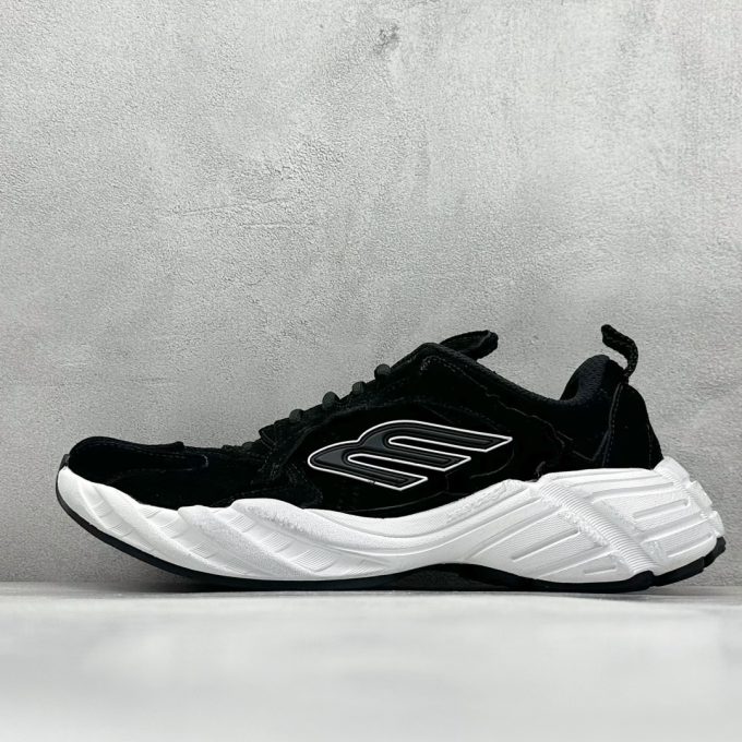 Balenciaga 16th generation
