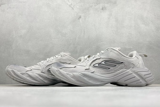 Balenciaga 16th generation