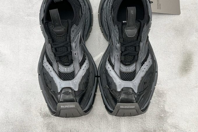 Balenciaga Platform Reduced in black and grey